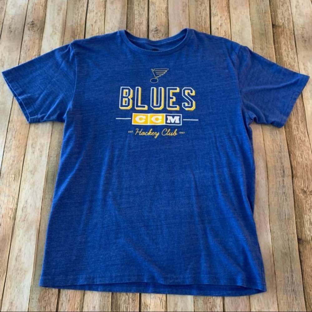 NHL Saint Louis Blues mens short sleeve graphic tee shirt | size large